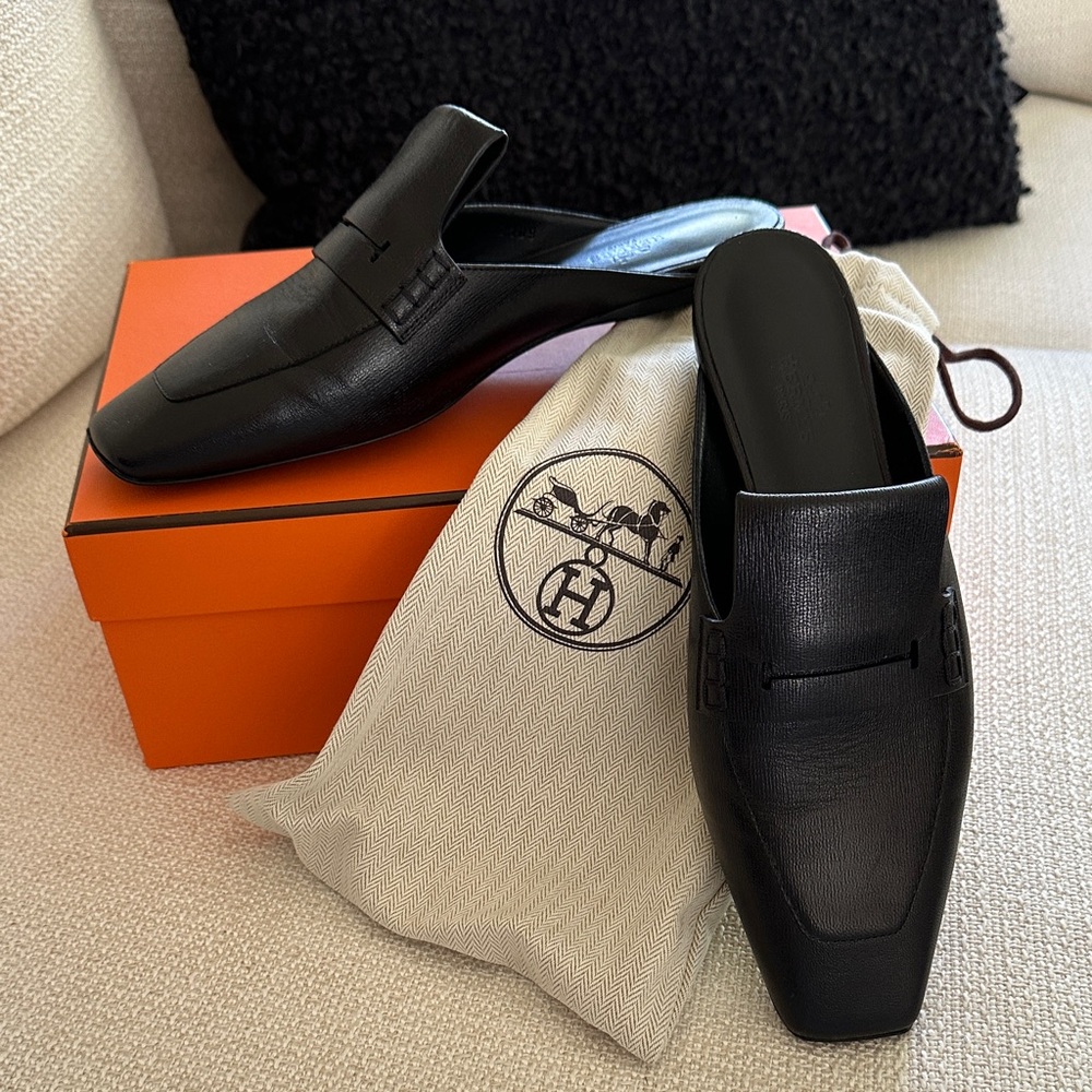 Hermes Eloge Black Leather Women's Mules